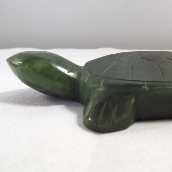Dark Green Nephrite Jade Turtle - Picture 2 of 10